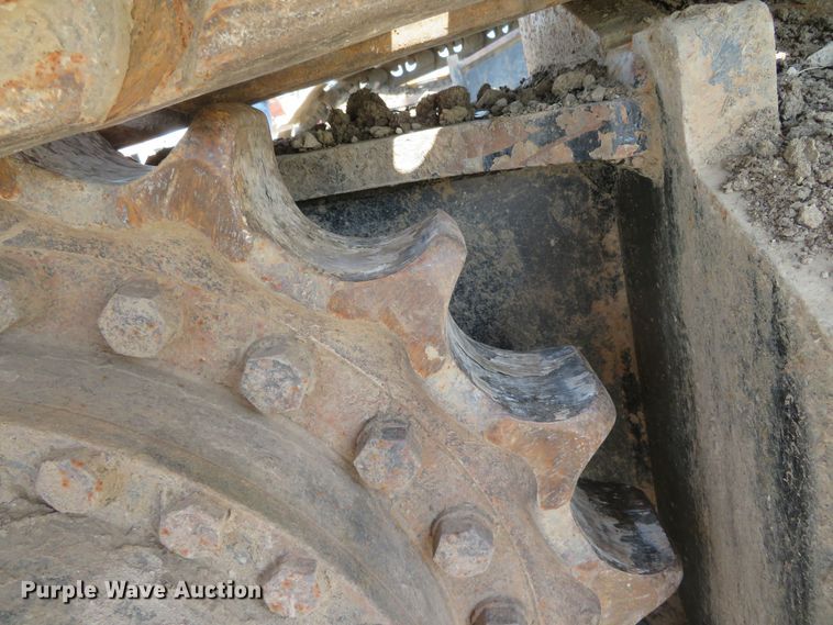 image for item DN7993 2008 John Deere 270D LC long reach excavator