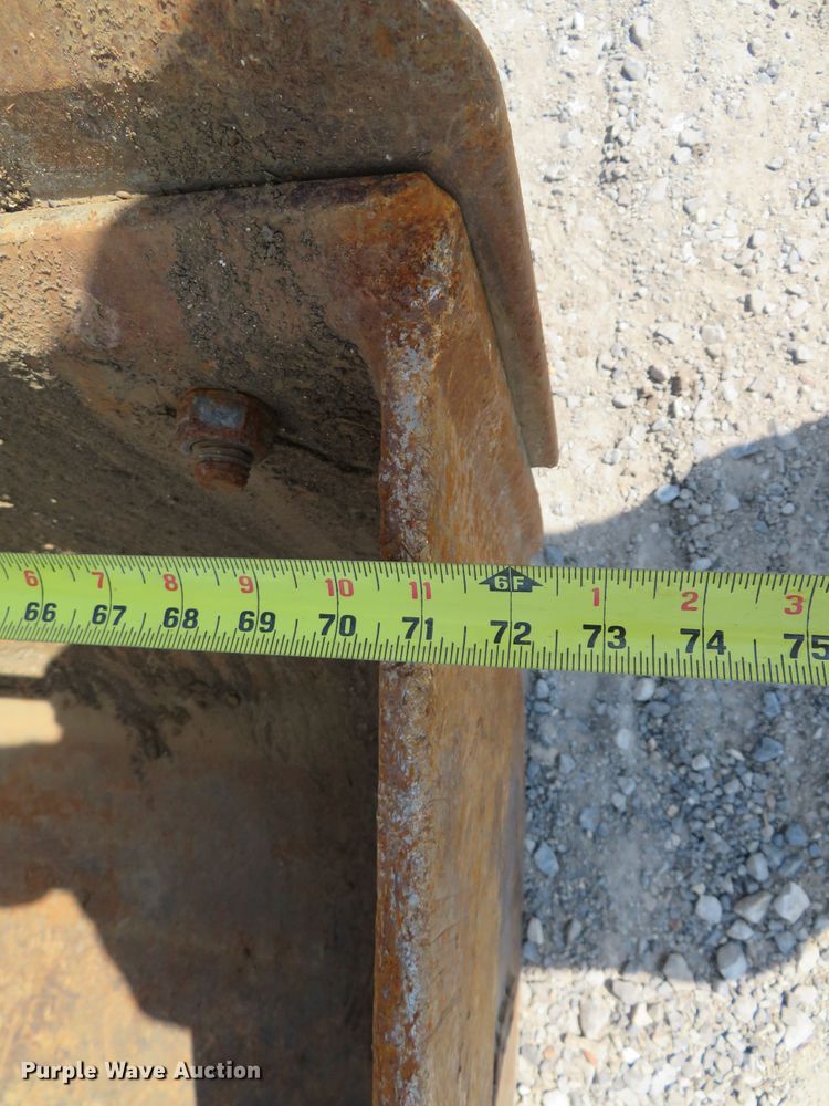 image for item DN7993 2008 John Deere 270D LC long reach excavator