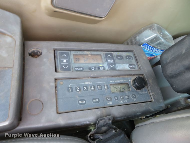 image for item DN7993 2008 John Deere 270D LC long reach excavator