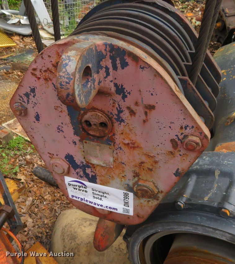 image for item DN7996 Mckissick M025014L  crane block and hook