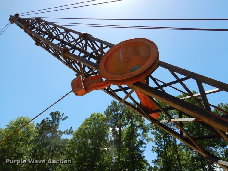 image for item DP4038 1994 Northwest Engineering 25  crane