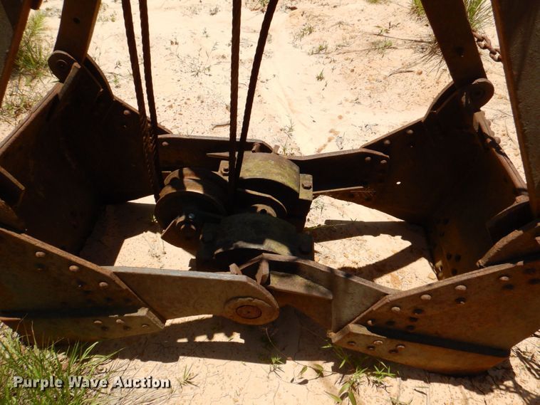 image for item DP4038 1994 Northwest Engineering 25  crane