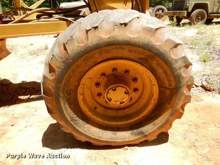 image for item DP4039 1995 Fiat-Allis FG85A motor grader