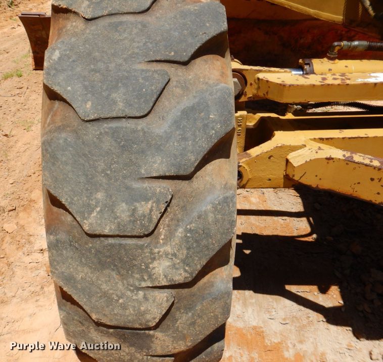 image for item DP4039 1995 Fiat-Allis FG85A motor grader