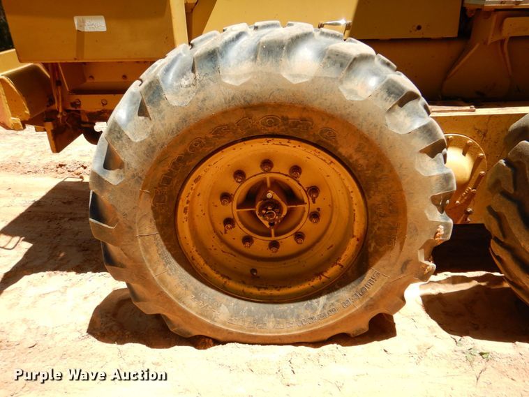 image for item DP4039 1995 Fiat-Allis FG85A motor grader