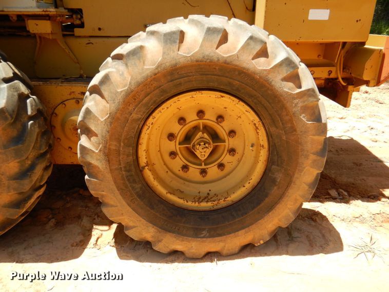 image for item DP4039 1995 Fiat-Allis FG85A motor grader