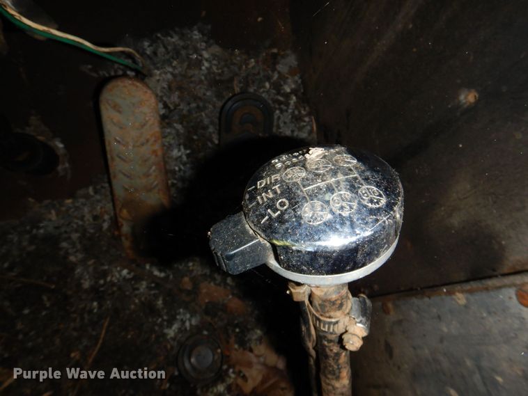 image for item DP4040 1985 Badger 460  wheeled excavator