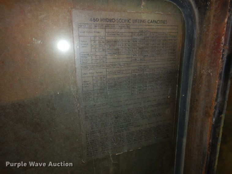 image for item DP4040 1985 Badger 460  wheeled excavator