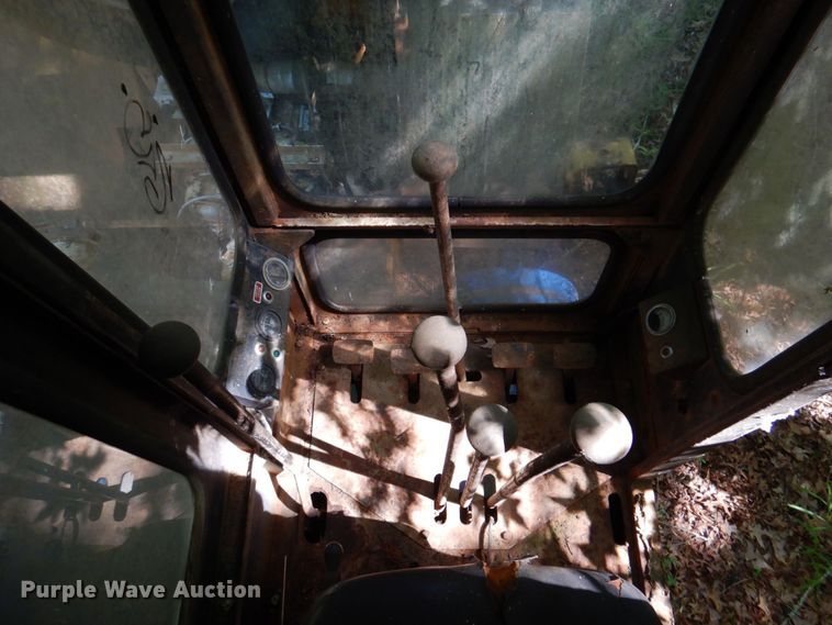 image for item DP4040 1985 Badger 460  wheeled excavator