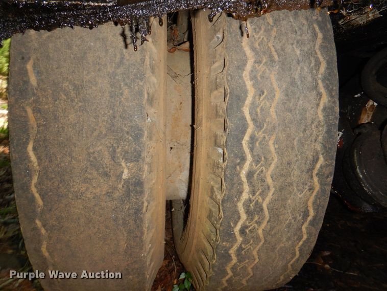 image for item DP4040 1985 Badger 460  wheeled excavator