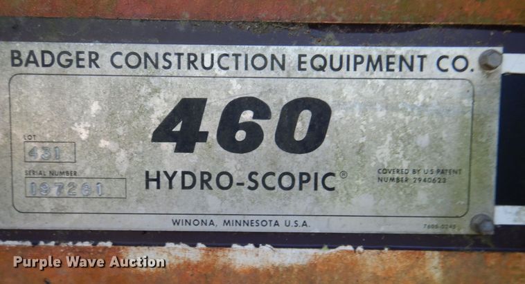 image for item DP4040 1985 Badger 460  wheeled excavator