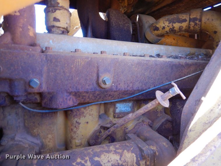 image for item DP4041 Caterpillar 977L  track loader