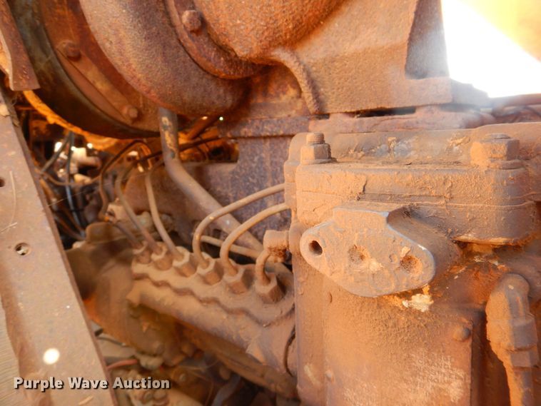 image for item DP4041 Caterpillar 977L  track loader