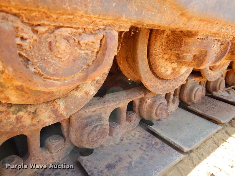 image for item DP4041 Caterpillar 977L  track loader