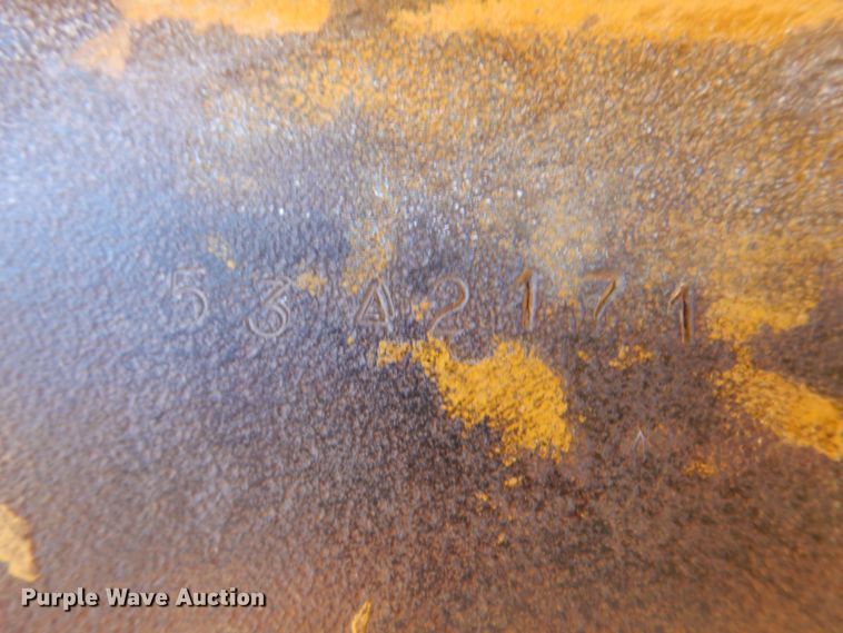 image for item DP4041 Caterpillar 977L  track loader