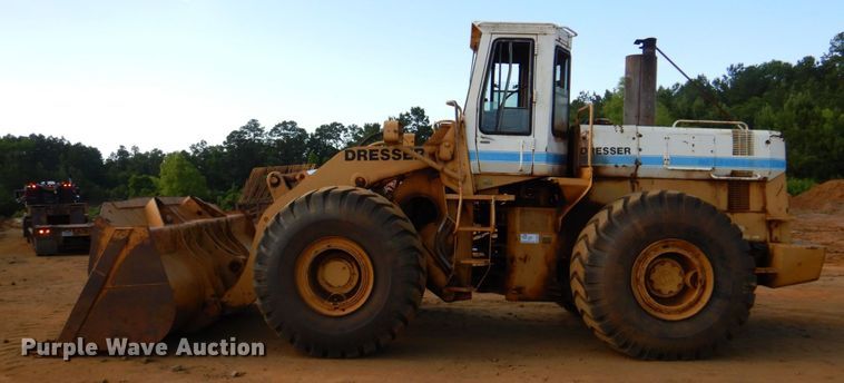 image for item DP4042 1983 Dresser 550  wheel loader