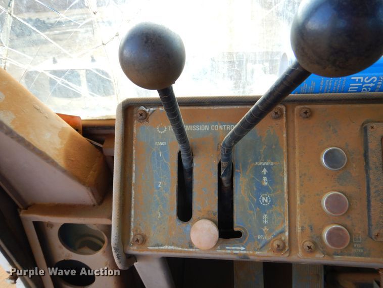 image for item DP4042 1983 Dresser 550  wheel loader