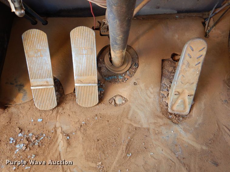 image for item DP4042 1983 Dresser 550  wheel loader