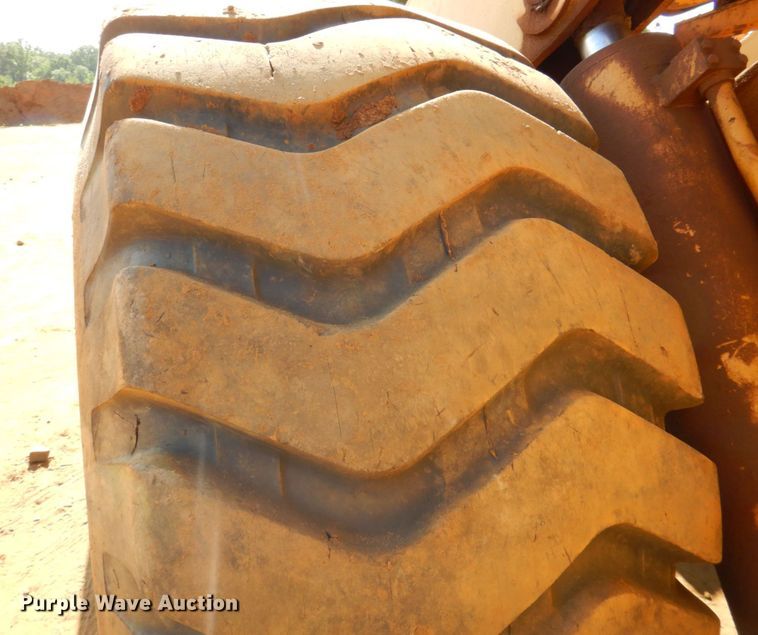 image for item DP4042 1983 Dresser 550  wheel loader