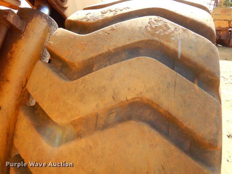 image for item DP4042 1983 Dresser 550  wheel loader