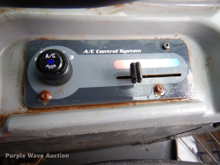 image for item DP4204 2015 Kubota SVL75  tracked skid steer loader