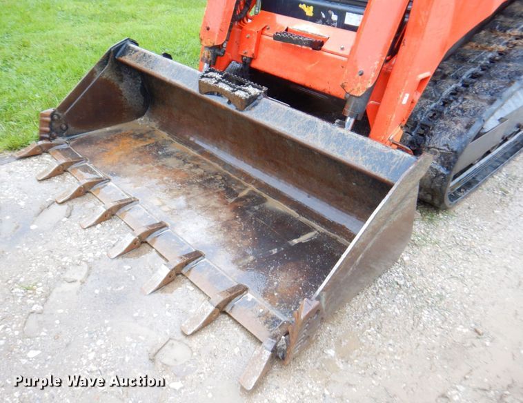 image for item DP4204 2015 Kubota SVL75  tracked skid steer loader