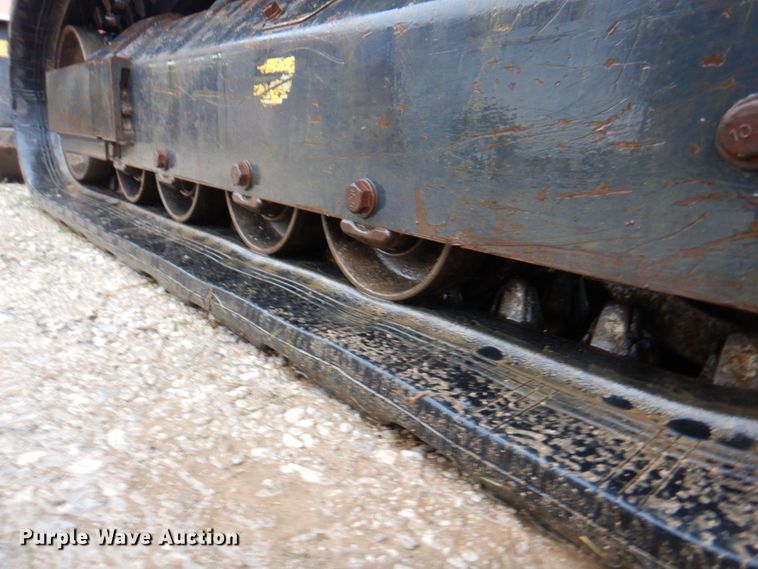 image for item DP4204 2015 Kubota SVL75  tracked skid steer loader