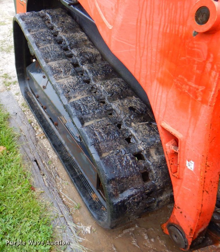 image for item DP4204 2015 Kubota SVL75  tracked skid steer loader