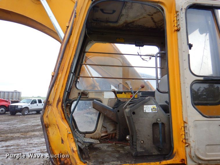 image for item DP4209 1987 John Deere 690D  excavator