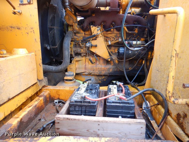 image for item DP4209 1987 John Deere 690D  excavator