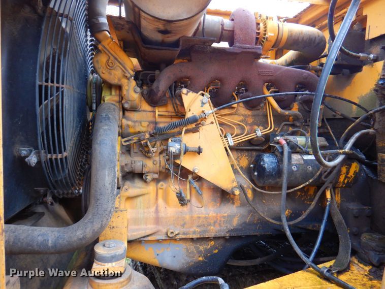 image for item DP4209 1987 John Deere 690D  excavator