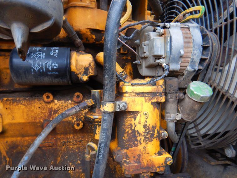 image for item DP4209 1987 John Deere 690D  excavator