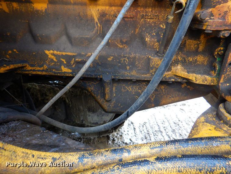 image for item DP4209 1987 John Deere 690D  excavator