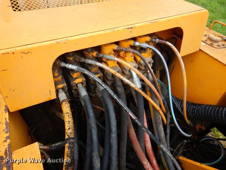 image for item DP4209 1987 John Deere 690D  excavator