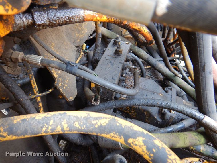 image for item DP4209 1987 John Deere 690D  excavator