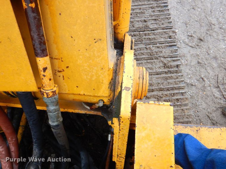 image for item DP4209 1987 John Deere 690D  excavator