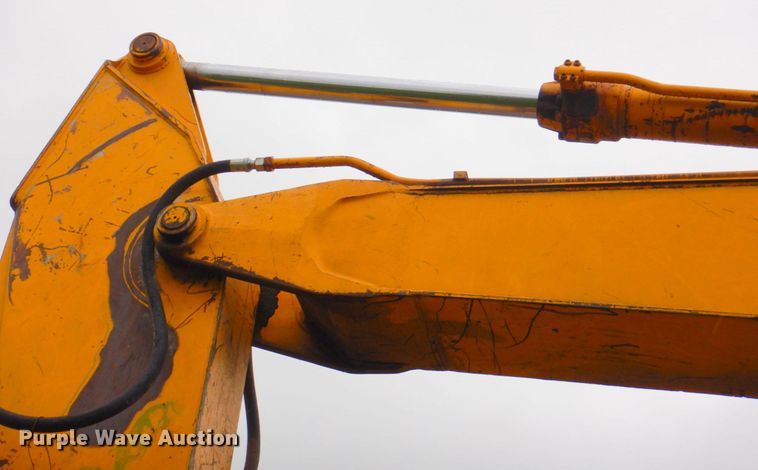 image for item DP4209 1987 John Deere 690D  excavator