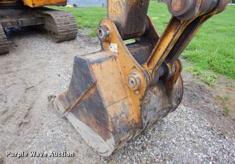 image for item DP4209 1987 John Deere 690D  excavator