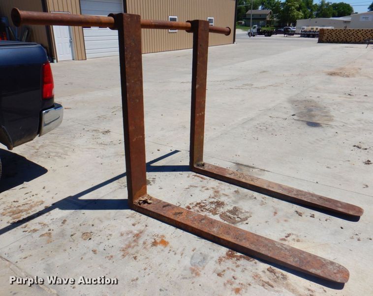 image for item DP4238 70" L forks