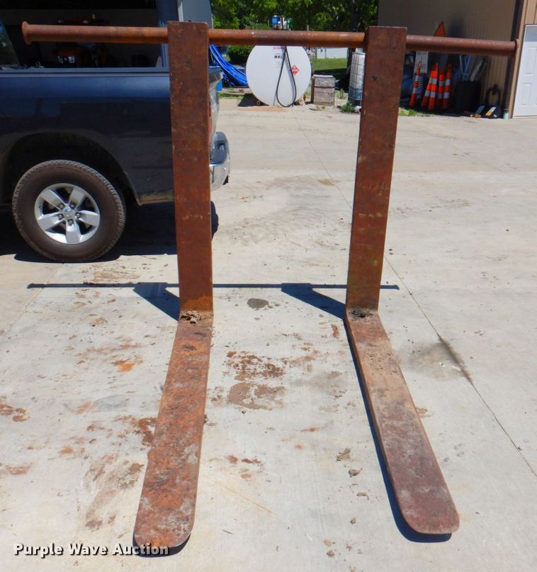 image for item DP4238 70" L forks