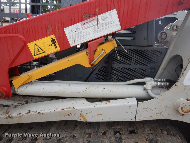 image for item DP5531 Takeuchi TL10  tracked skid steer loader