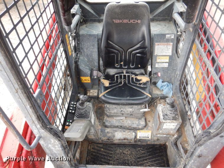 image for item DP5531 Takeuchi TL10  tracked skid steer loader