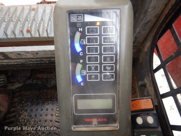 image for item DP5531 Takeuchi TL10  tracked skid steer loader