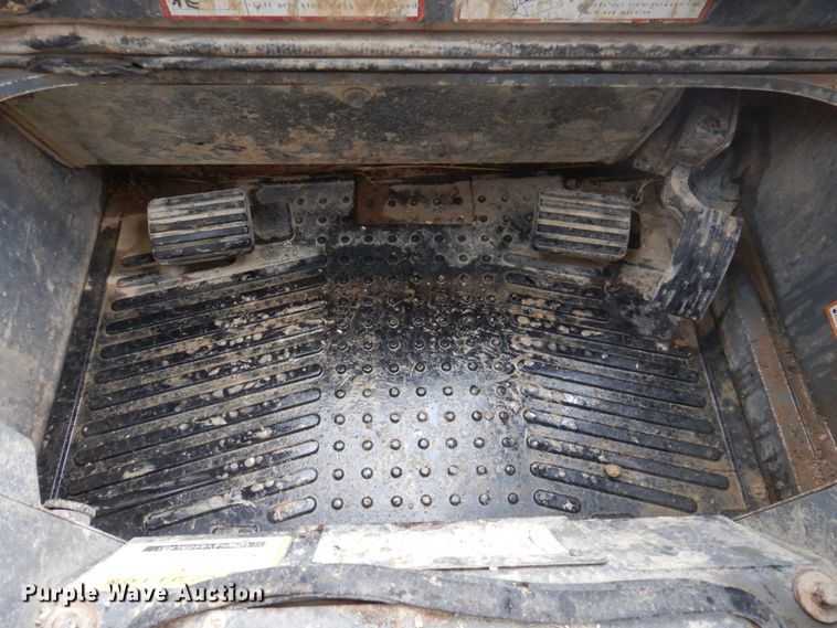 image for item DP5531 Takeuchi TL10  tracked skid steer loader