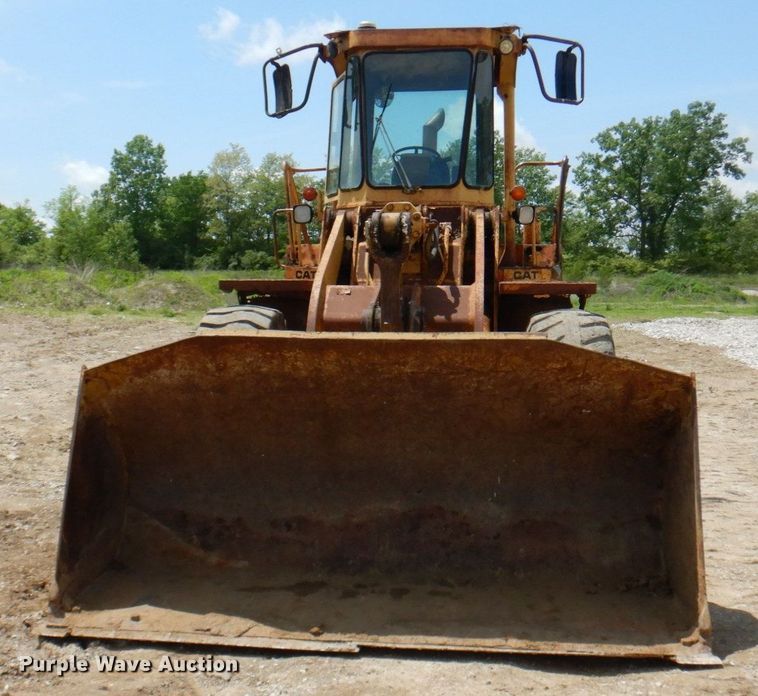 image for item DP5536 1983 Caterpillar 950B  wheel loader