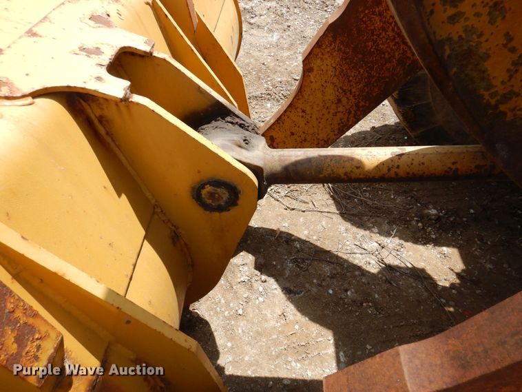 image for item DP5536 1983 Caterpillar 950B  wheel loader