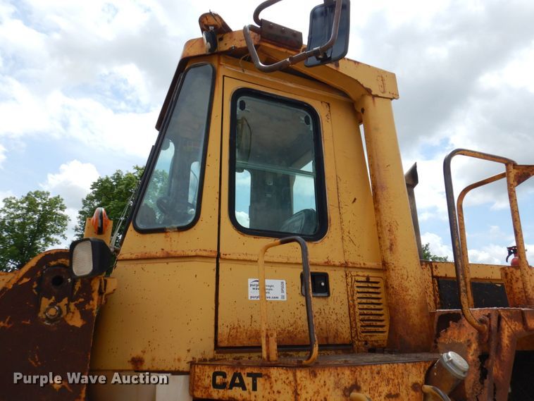 image for item DP5536 1983 Caterpillar 950B  wheel loader