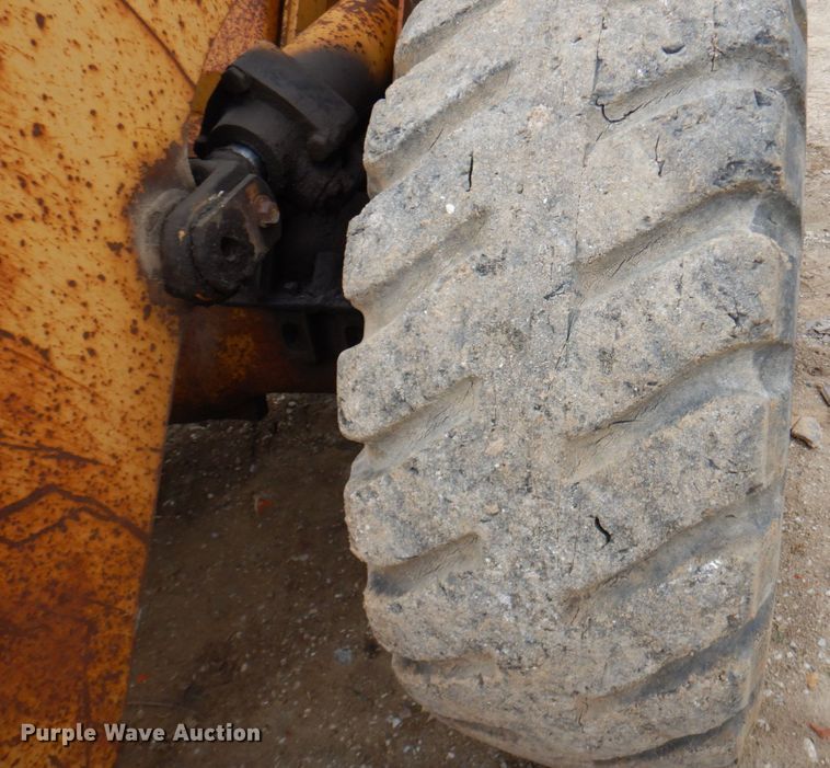 image for item DP5536 1983 Caterpillar 950B  wheel loader