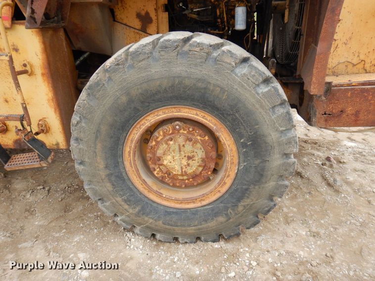 image for item DP5536 1983 Caterpillar 950B  wheel loader