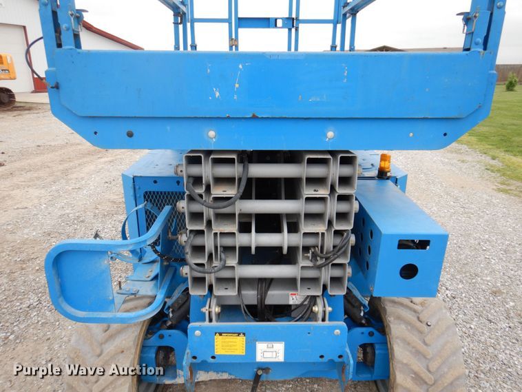 image for item DP5541 2013 Genie GS-4069  scissor lift